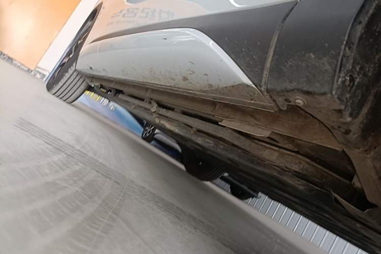 Used BYD Yuan PLUS 2024 Honor Edition 430KM Beyond Model Right Side Sill