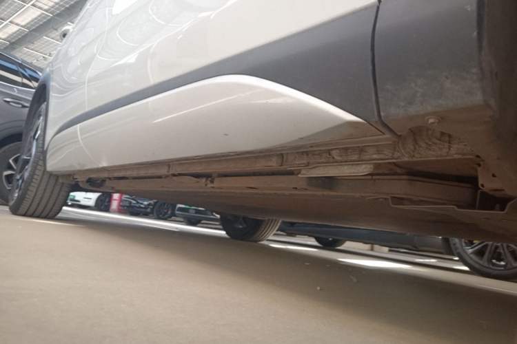 Used BYD Yuan PLUS 2024 Honor Edition 510KM Beyond Model Right Side Sill