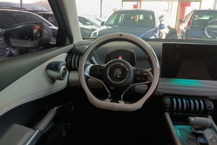 Used BYD Yuan PLUS 2024 Honor Edition 510KM Beyond Model Steering Wheel