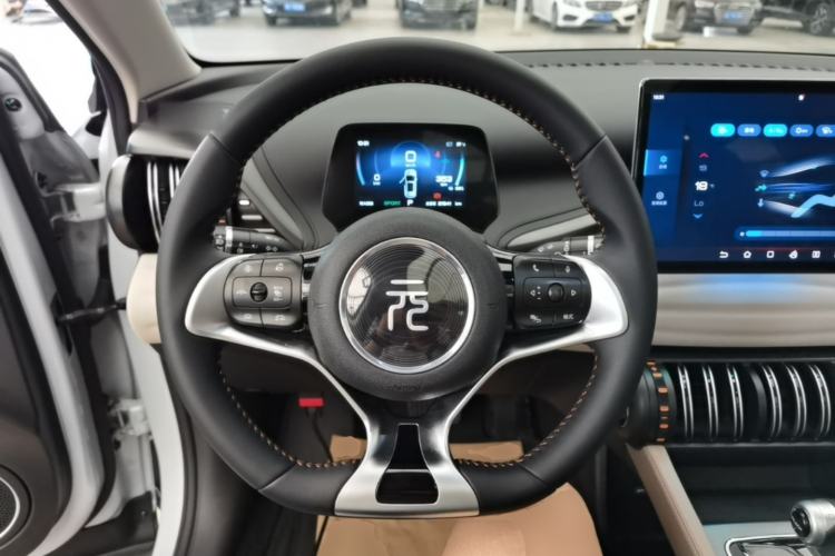 Used BYD Yuan PLUS 2024 Honor Edition 510KM Beyond Model Steering Wheel