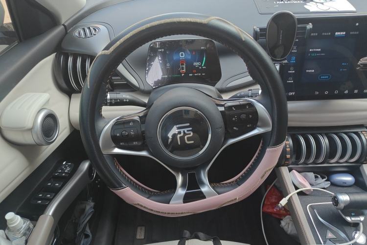 Used BYD Yuan PLUS 2024 Honor Edition 430KM Leading Model Steering Wheel