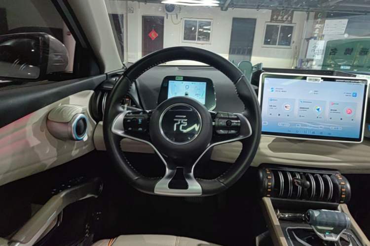 Used BYD Yuan PLUS 2024 Honor Edition 510KM Beyond Model Steering Wheel