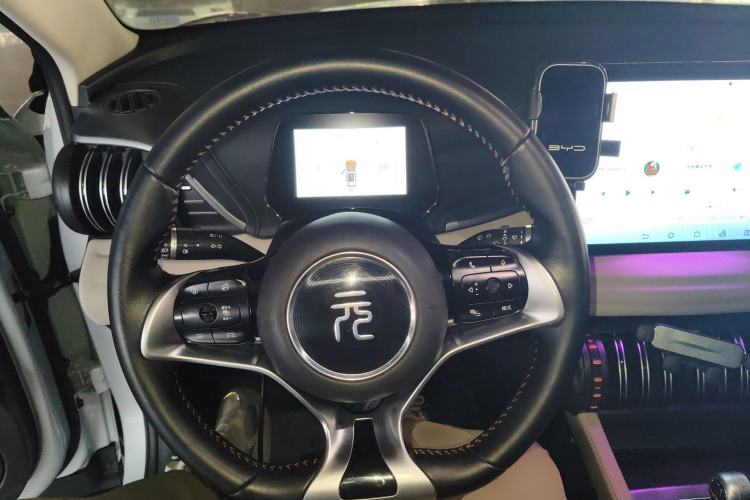 Used BYD Yuan PLUS 2024 Honor Edition 510KM Beyond Model Steering Wheel