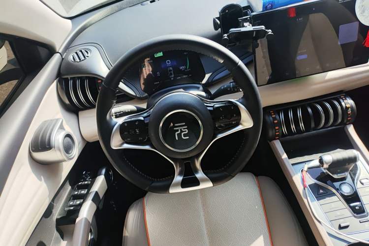 Used BYD Yuan PLUS 2024 Honor Edition 430KM Beyond Model Steering Wheel