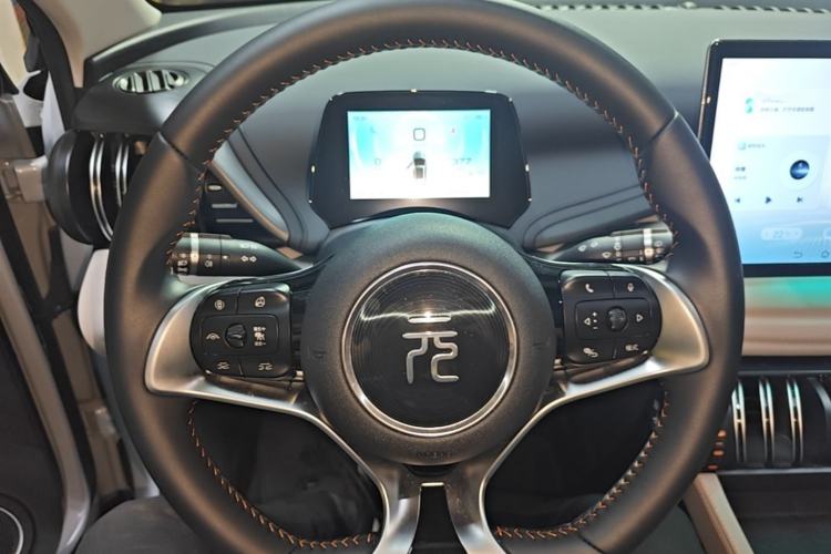Used BYD Yuan PLUS 2024 Honor Edition 510KM Beyond Model Steering Wheel
