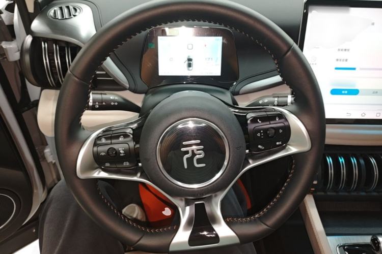 Used BYD Yuan PLUS 2024 Honor Edition 510KM Excellence Model Steering Wheel