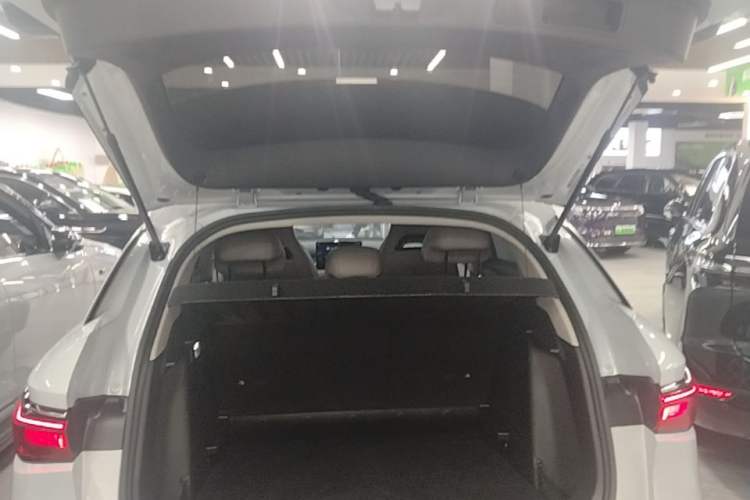 Used BYD Yuan PLUS 2024 Honor Edition 510KM Leading Model Trunk