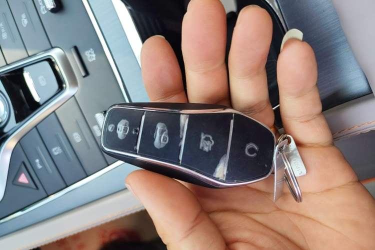 Used BYD Yuan PLUS 2024 Honor Edition 430KM Leading Model Vehicle Key