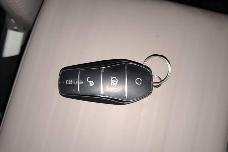 Used BYD Yuan PLUS 2024 Honor Edition 510KM Leading Model Vehicle Key