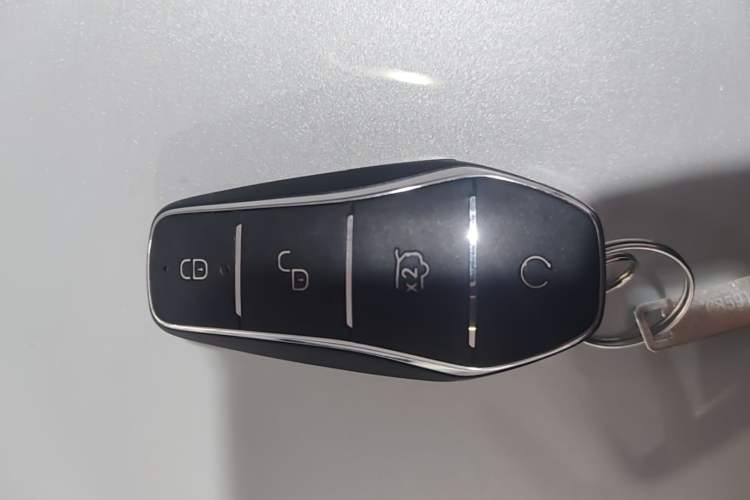 Used BYD Yuan PLUS 2024 Honor Edition 430KM Beyond Model Vehicle Key