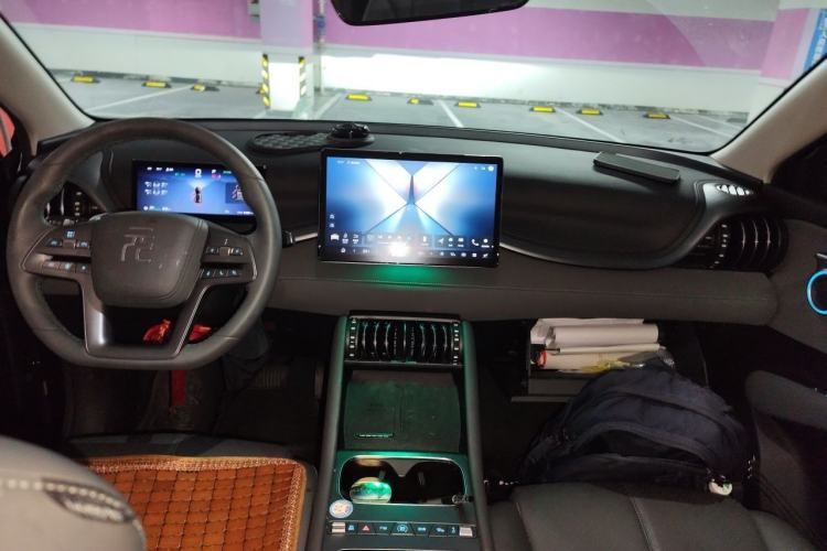 Used BYD Yuan PLUS 2025 Intelligent Driving Version 510 km Leading Edition Center Console