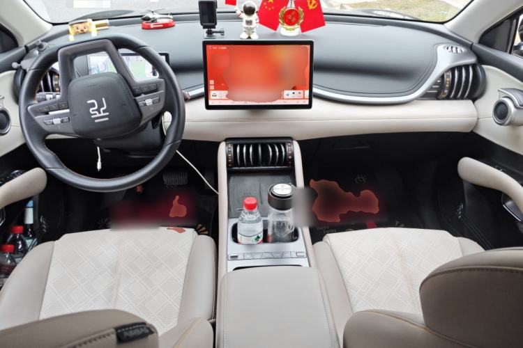 Used BYD Yuan PLUS 2025 Intelligent Driving Version 510 km Leading Edition Center Console