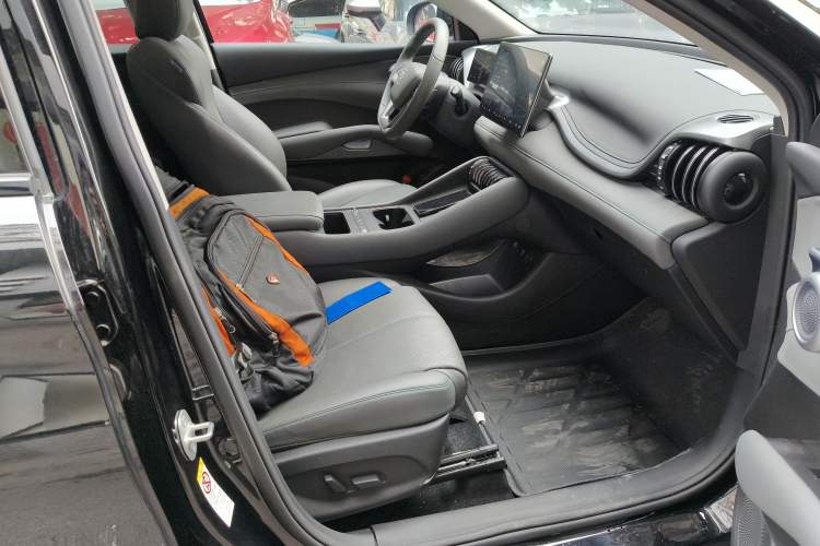 Used BYD Yuan PLUS 2025 Intelligent Driving Version 510 KM Beyond-Grade Edition Right Front Seat