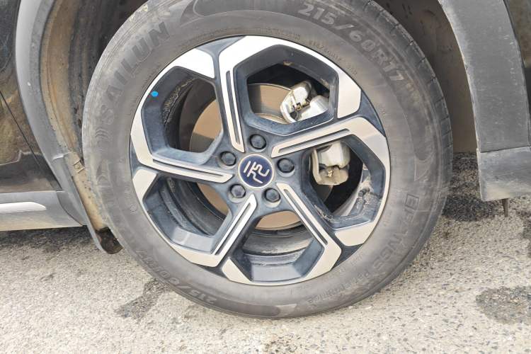 Used BYD Yuan PLUS 2025 Intelligent Driving Version 510 km Leading Edition Right Front Wheel Hub