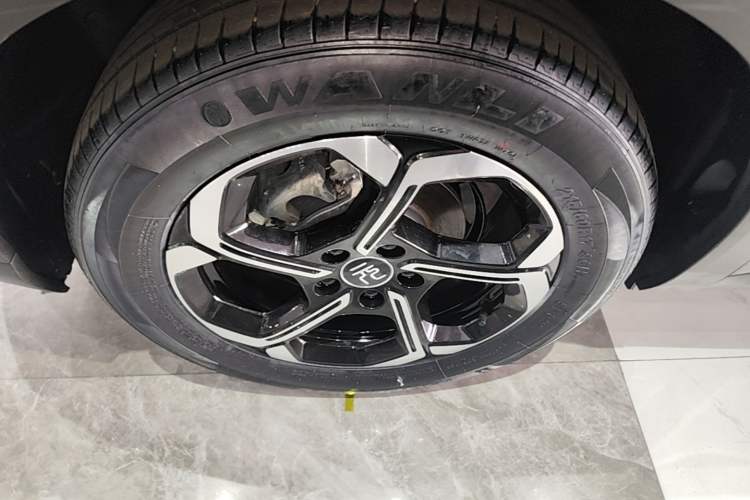 Used BYD Yuan PLUS 2025 Intelligent Driving Version 430 KM Beyond-Range Edition Right Rear Wheel Hub