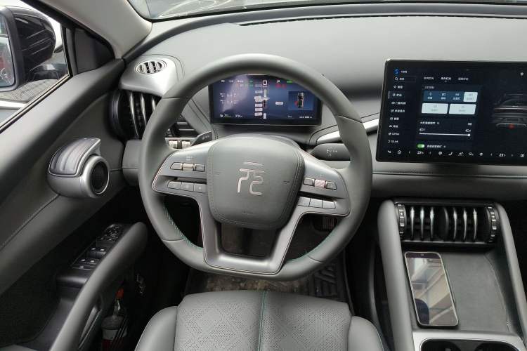Used BYD Yuan PLUS 2025 Intelligent Driving Version 510 KM Beyond-Grade Edition Steering Wheel