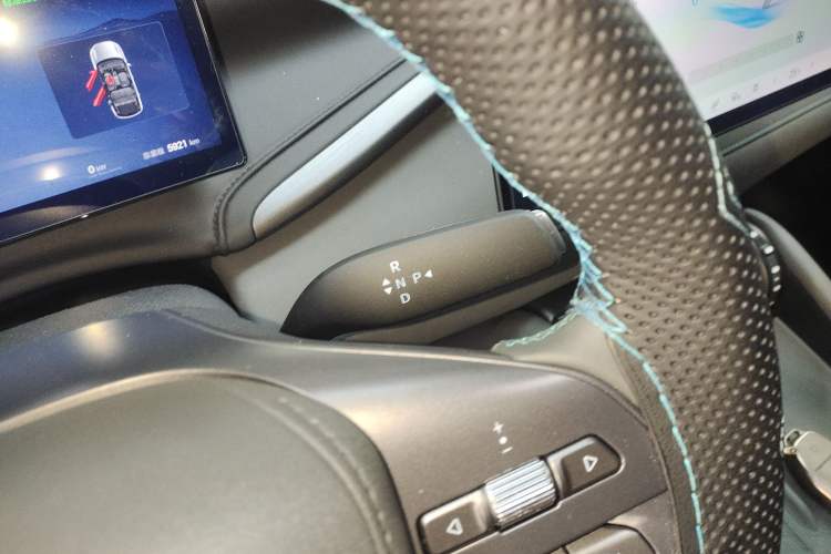 Used BYD Yuan PLUS 2025 Intelligent Driving Version 430 KM Beyond-Range Edition Gear Lever