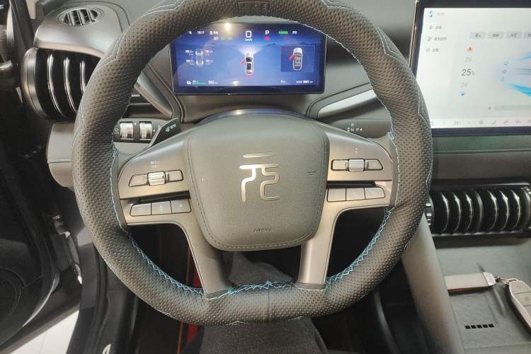 Used BYD Yuan PLUS 2025 Intelligent Driving Version 430 KM Beyond-Range Edition Steering Wheel