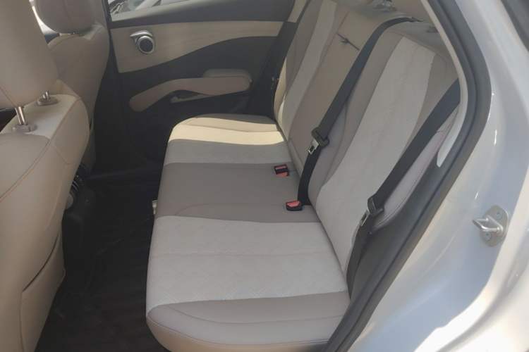 Used BYD Yuan PLUS 2025 Intelligent Driving Version 510 KM Beyond-Grade Edition Left Rear Seat