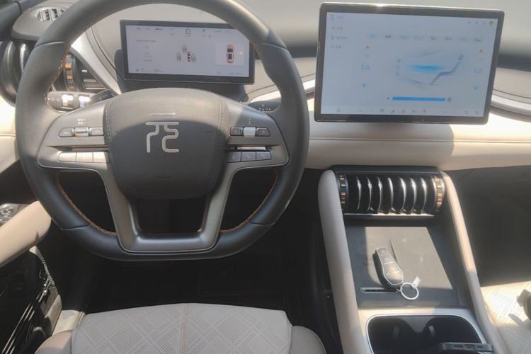 Used BYD Yuan PLUS 2025 Intelligent Driving Version 510 KM Beyond-Grade Edition Steering Wheel