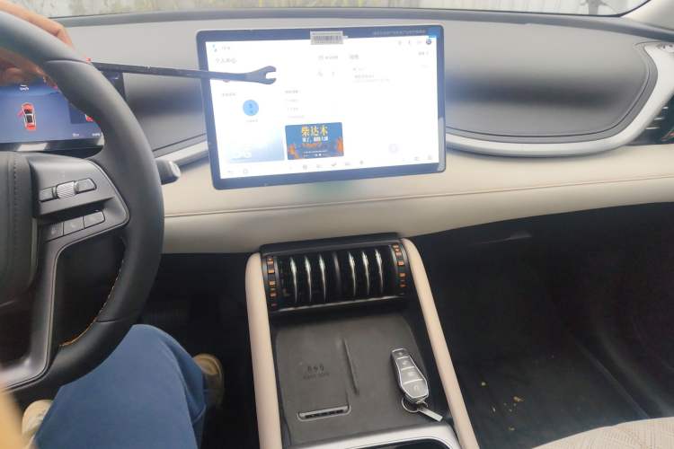 Used BYD Yuan PLUS 2025 Intelligent Driving Version 430 KM – Leading Edition Audio And AC Panel