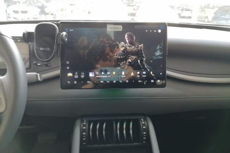 Used BYD Yuan PLUS 2025 Intelligent Driving Version 430 KM – Leading Edition Audio And AC Panel