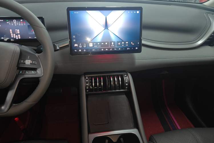 Used BYD Yuan PLUS 2025 Intelligent Driving Version 510 km Leading Edition Audio And AC Panel