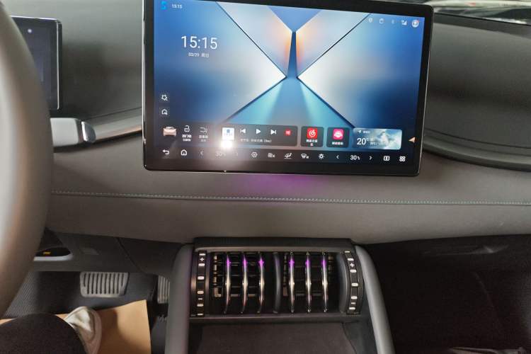 Used BYD Yuan PLUS 2025 Intelligent Driving Version 430 KM – Leading Edition Audio And AC Panel