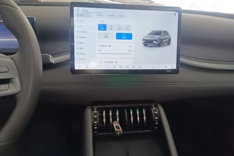 Used BYD Yuan PLUS 2025 Intelligent Driving Version 510 KM Beyond-Grade Edition Audio And AC Panel