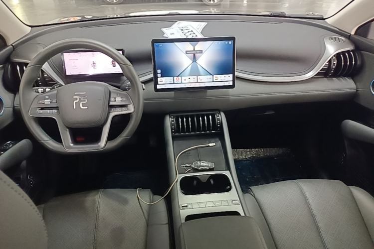 Used BYD Yuan PLUS 2025 Intelligent Driving Version 510 KM Beyond-Grade Edition Center Console