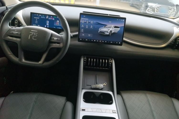 Used BYD Yuan PLUS 2025 Intelligent Driving Version 430 KM Beyond-Range Edition Center Console