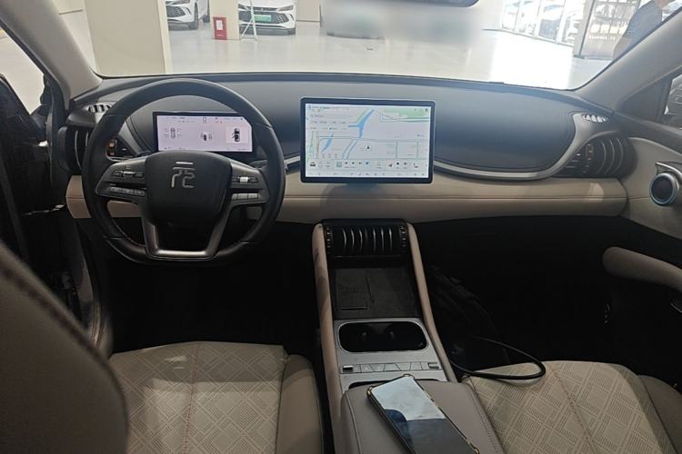 Used BYD Yuan PLUS 2025 Intelligent Driving Version 510 KM Beyond-Grade Edition Center Console