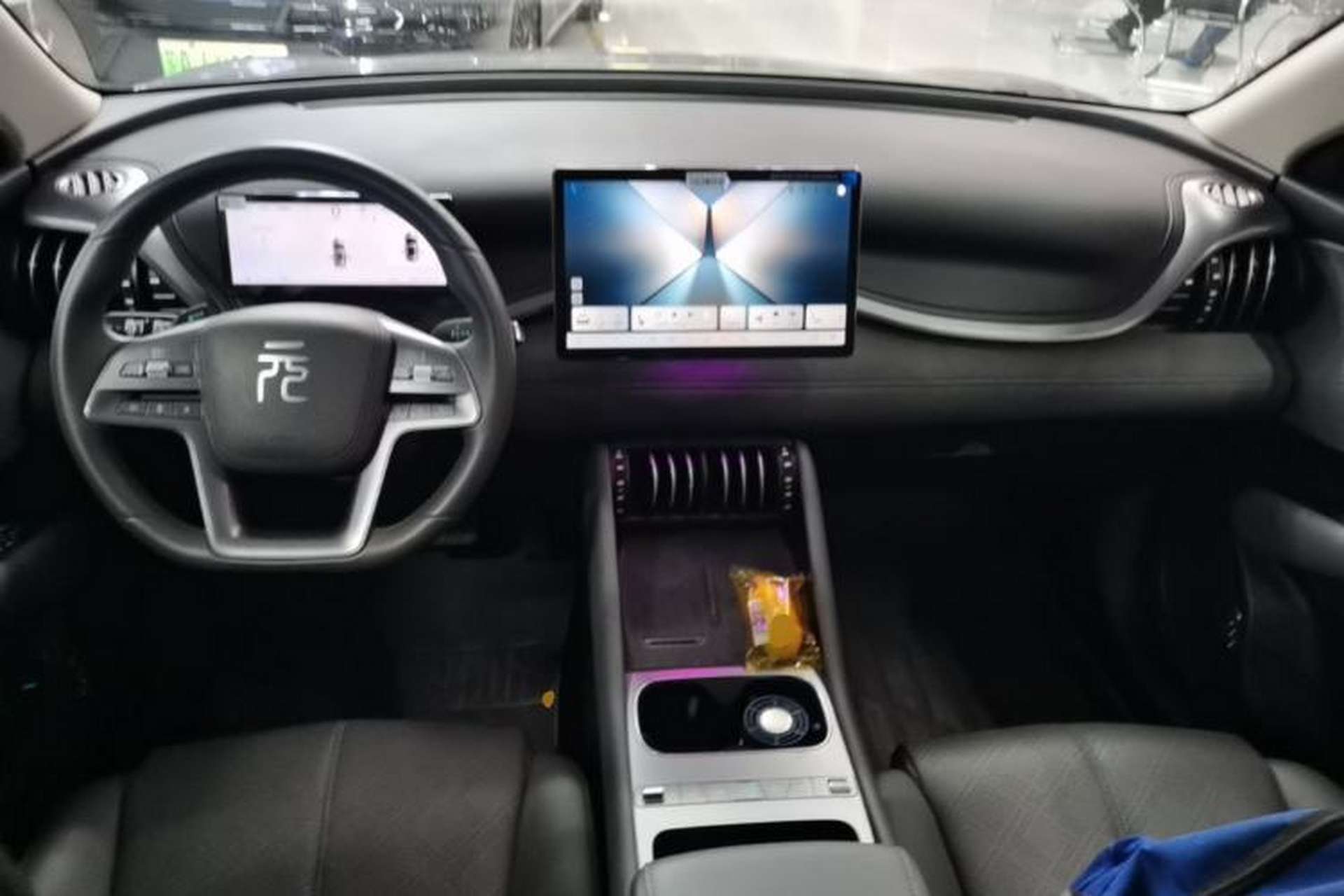 Used BYD Yuan PLUS 2025 Intelligent Driving Version 510 KM Beyond-Grade Edition Center Console