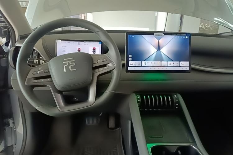 Used BYD Yuan PLUS 2025 Intelligent Driving Version 510 KM Beyond-Grade Edition Center Console