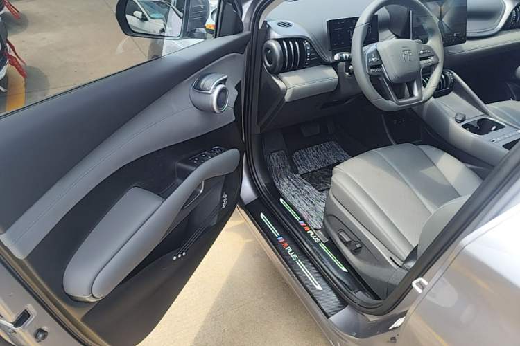 Used BYD Yuan PLUS 2025 Intelligent Driving Version 430 KM Beyond-Range Edition Driver Seat