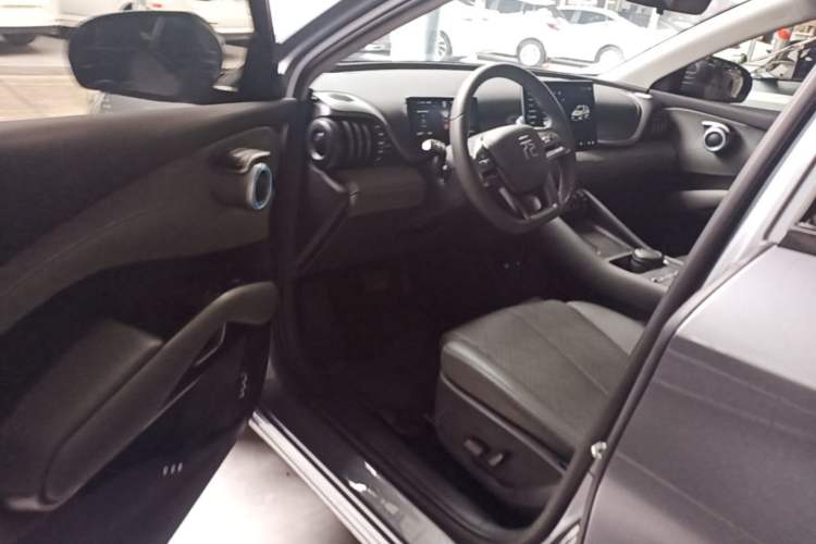 Used BYD Yuan PLUS 2025 Intelligent Driving Version 510 km Leading Edition Driver Seat