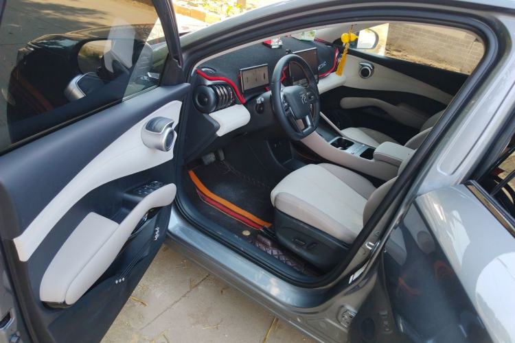Used BYD Yuan PLUS 2025 Intelligent Driving Version 430 KM – Leading Edition Driver Seat
