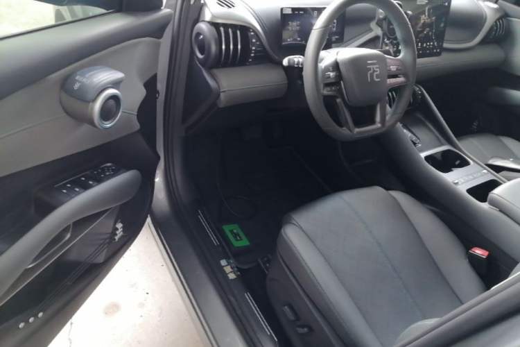 Used BYD Yuan PLUS 2025 Intelligent Driving Version 430 KM – Leading Edition Driver Seat