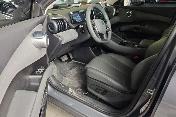 Used BYD Yuan PLUS 2025 Intelligent Driving Version 510 km Excellence Edition Driver Seat