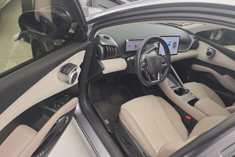 Used BYD Yuan PLUS 2025 Intelligent Driving Version 430 KM – Leading Edition Driver Seat