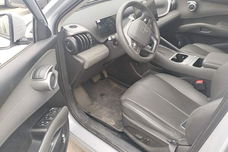 Used BYD Yuan PLUS 2025 Intelligent Driving Version 430 KM – Leading Edition Driver Seat