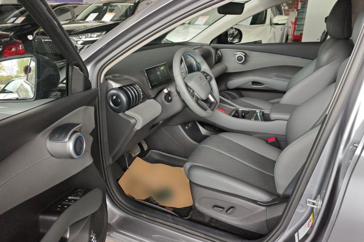Used BYD Yuan PLUS 2025 Intelligent Driving Version 430 KM – Leading Edition Driver Seat