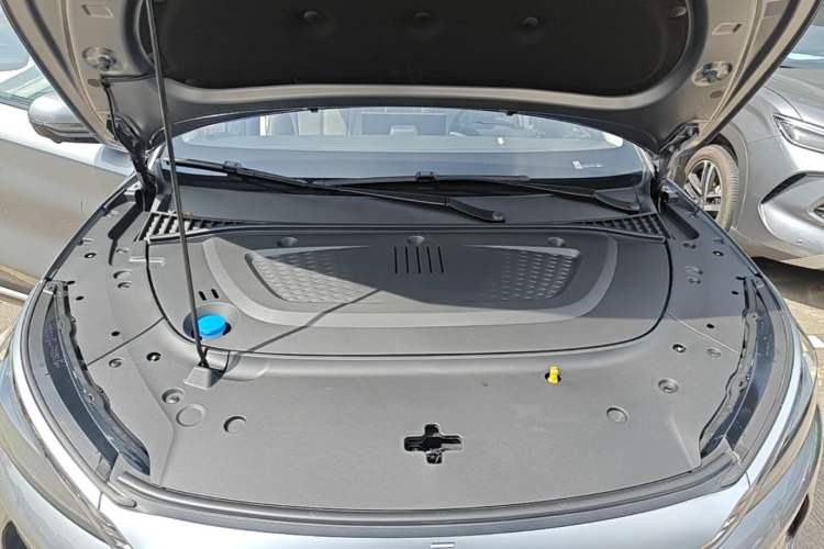 Used BYD Yuan PLUS 2025 Intelligent Driving Version 510 KM Beyond-Grade Edition Engine Bay