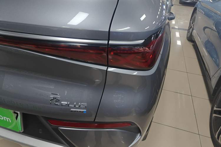 Used BYD Yuan PLUS 2025 Intelligent Driving Version 510 km Leading Edition Exterior 2