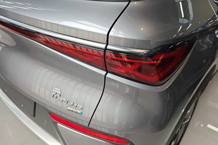 Used BYD Yuan PLUS 2025 Intelligent Driving Version 510 km Excellence Edition Exterior 3