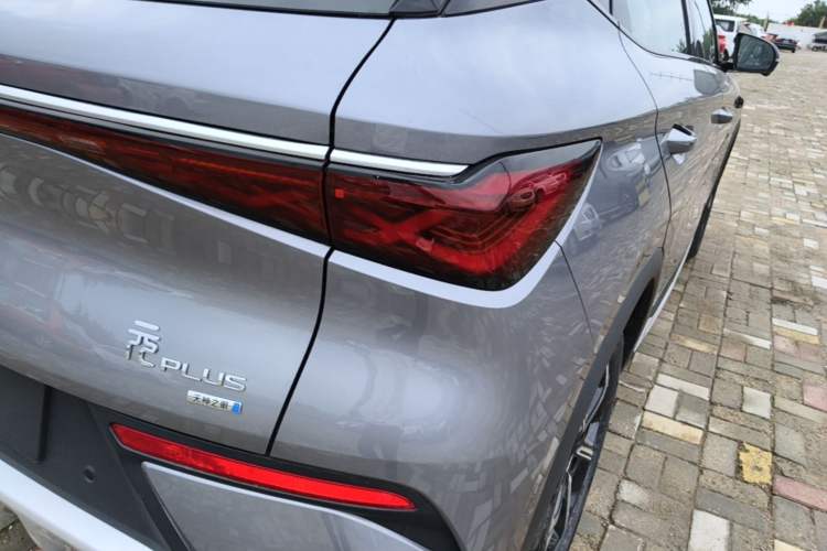 Used BYD Yuan PLUS 2025 Intelligent Driving Version 510 km Leading Edition Exterior 3