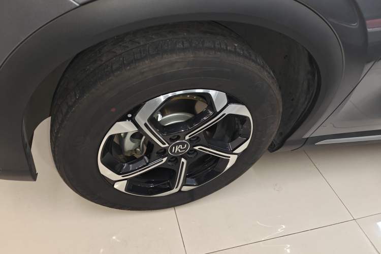 Used BYD Yuan PLUS 2025 Intelligent Driving Version 510 km Leading Edition Exterior 4