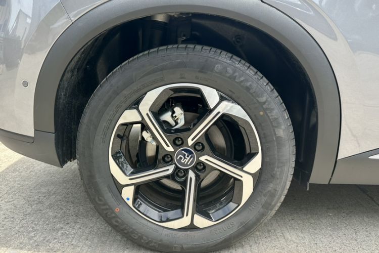 Used BYD Yuan PLUS 2025 Intelligent Driving Version 430 KM Beyond-Range Edition Exterior 6