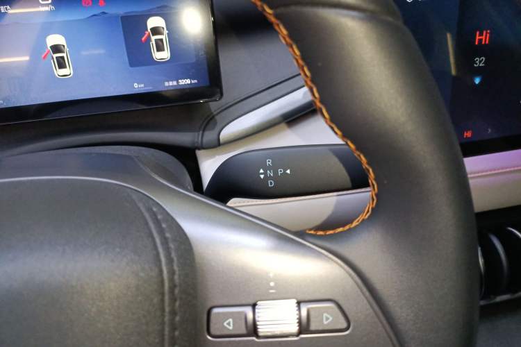 Used BYD Yuan PLUS 2025 Intelligent Driving Version 510 KM Beyond-Grade Edition Gear Lever