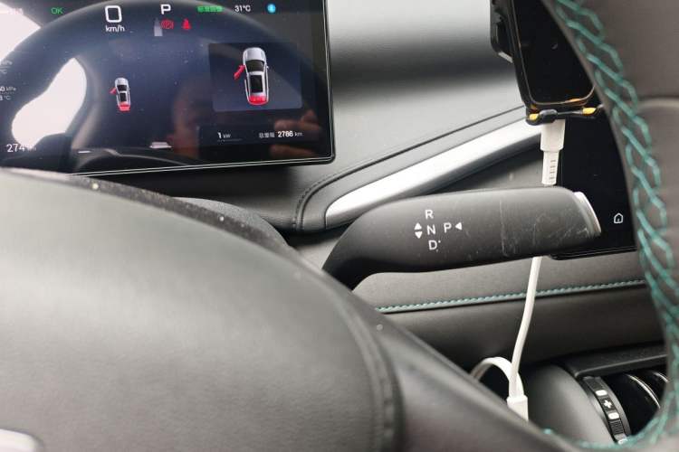 Used BYD Yuan PLUS 2025 Intelligent Driving Version 510 KM Beyond-Grade Edition Gear Lever